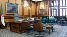 رئيسٌ.. لله يا محسنين!