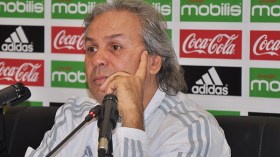 ماجر يطلب تأجيل موعد مباراة البرتغال