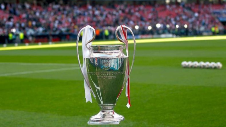 لاعبون جزائريون سيشاركون الموسم القادم في رابطة أبطال أوروبا