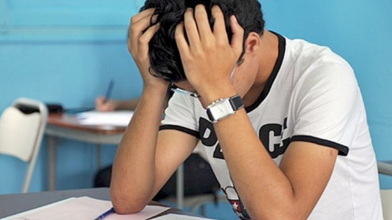 ناجحون في البكالوريا بمعدل 10..”يافرحة ما تمت”!