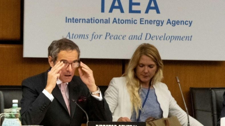 مدير الوكالة الدولية للطاقة الذرية يزور إيران