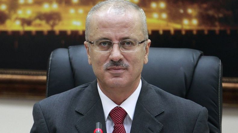 رئيس الوزراء الفلسطيني يقدم استقالة حكومته