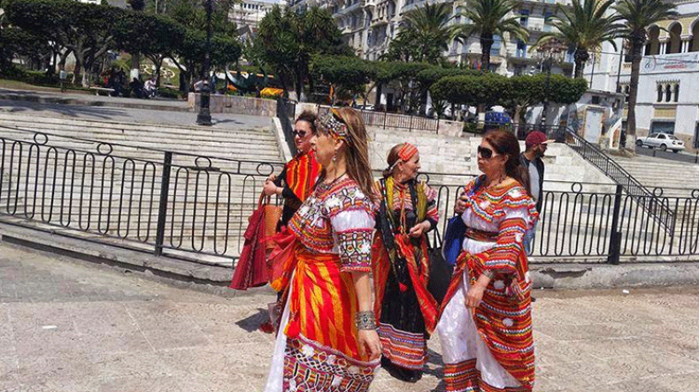 تيزي وزو تتذكر ربيعها الأمازيغي والأسود ببرنامج ثري