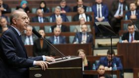 لا يمكن قبول تصريحات مستشار ترامب عن الأكراد