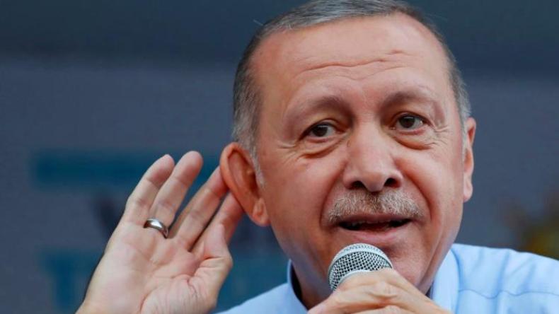 “لا تكن متصلباً. لا تكن أحمق”