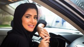 40 ألف امرأة سعودية حصلن على رخصة السياقة