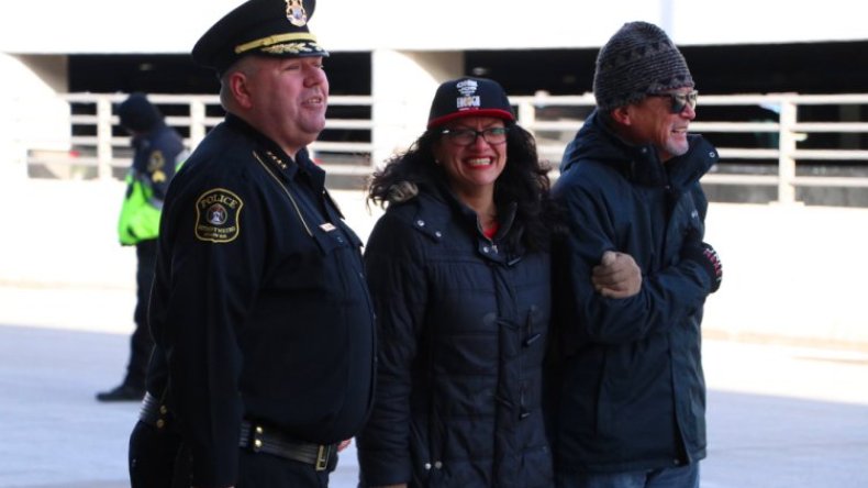 الشرطة الأمريكية توقف عضو الكونغرس رشيدة طليب