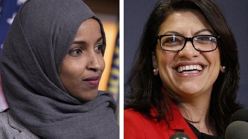 القرآن والثوب الفلسطيني في الكونغرس الأمريكي