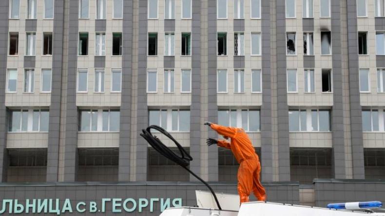 قتلى من مرضى كورونا في حريق بمستشفى روسي (فيديو)