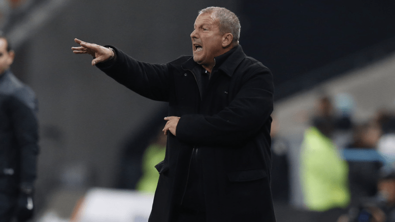 الفرنسي كوربيس مدربا لمولودية الجزائر