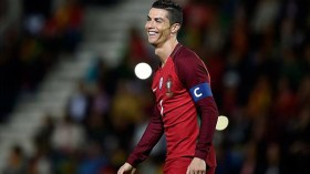 نحو غياب رونالدو عن لقاء البرتغال الجزائر