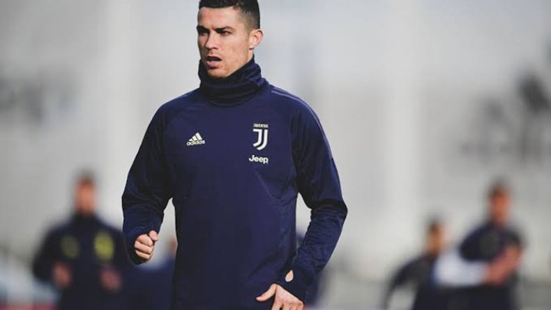 58 مليون يورو أرباح اليوفي من بيع قميص رونالدو