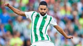 الصحافة الإسبانية تشيد ببودبوز وتصفه باللاعب المؤثر في بيتيس