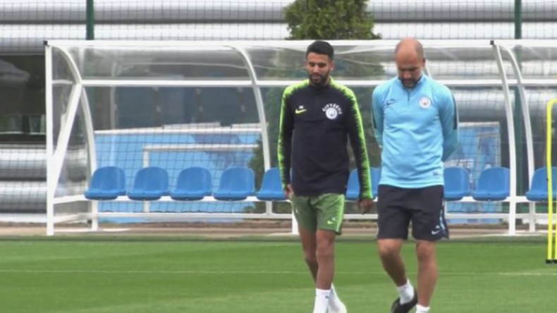 رومينيغي مُنزعج من صفقة محرز