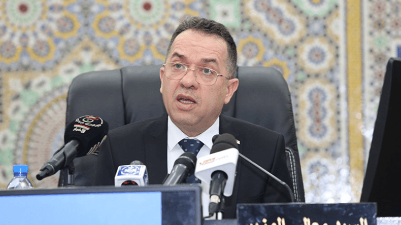 اعتماد 16 نقابة فقط.. ولا تفاوض مع النقابات غير المعتمدة