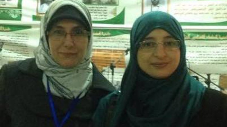 لقاء الإعلامية بالكاتبة
