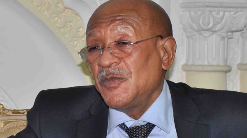 قاطنو عمارة بحي مصطفى خالف بالأبيار يطالبون زوخ بالتدخل