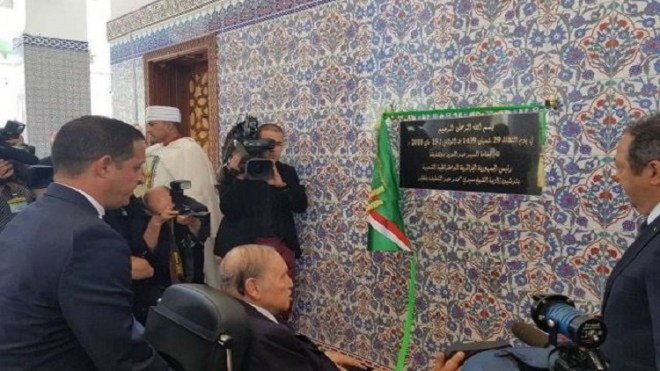 بوتفليقة يدشن الزاوية البلقايدية ويتفقد المسجد الأعظم