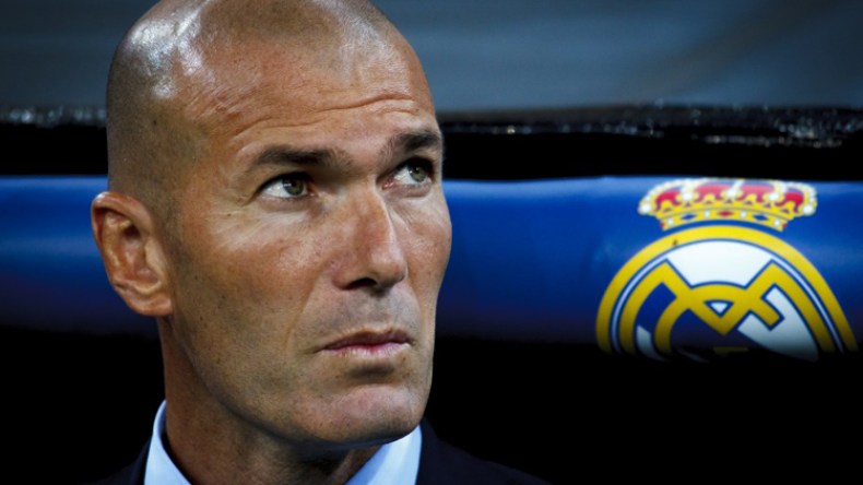 8 متمردين في ريال مدريد أطاحوا بزيدان