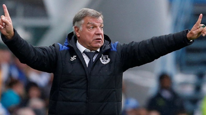 مدرب إنجلترا الأسبق سعيد بعنف داير ضد راموس