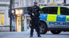 الشرطة تقتل رجلاً بعد حادث طعن في لندن