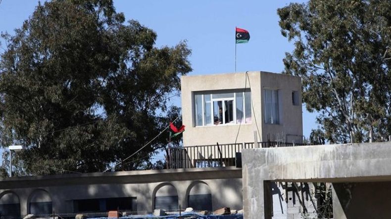 فرار نحو 400 سجين في العاصمة الليبية