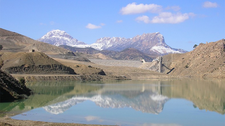 غاز الكلور لتحسين مذاق مياه سد “كدية الرصفة” بتيسمسيلت