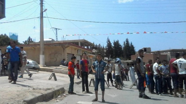 جرحى وموقوفون في اشتباكات بين الشرطة ومطالبين بالسكن في سطيف