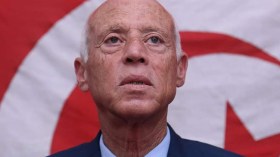 قيس سعيد.. الأستاذ الجامعي الذي هزم الجميع