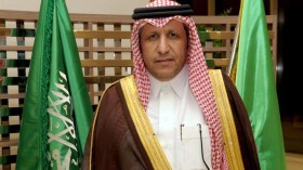 سفير السعودية يتكفل برحلات حج لعائلات ضحايا سقوط المروحية