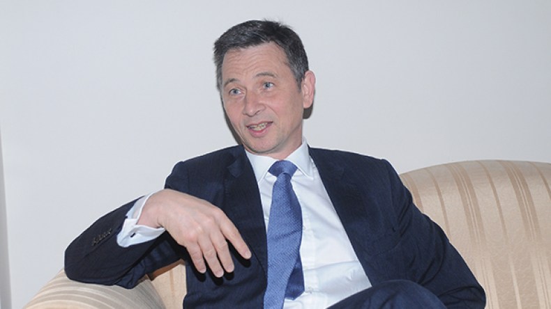 “الجزائر بلد محوري وشريك هام.. ونتعاون في مجال محاربة الإرهاب”