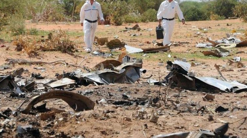 ألغاز تلاحق سقوط طائرة “سويفت اير” ومقتل 116 مسافر بينهم جزائريون