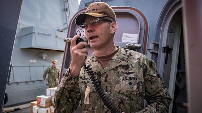 وفاة قائد الأسطول الأمريكي الخامس