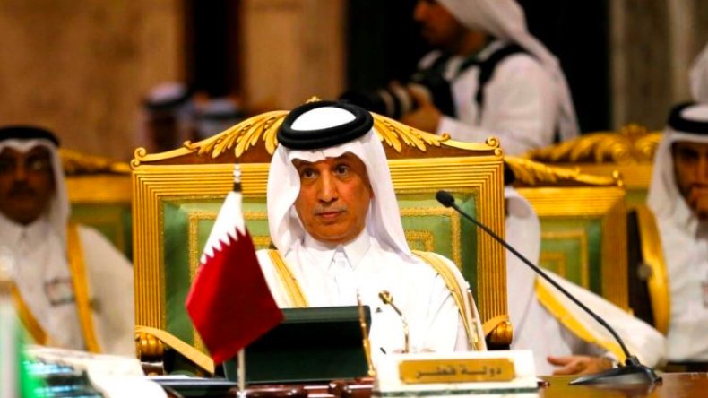 وزير الدولة القطري للشؤون الخارجية يصل إلى السعودية