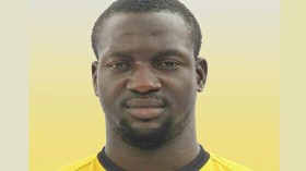 مدافع أسيك في الجزائر للتوقيع مع شبيبة القبائل