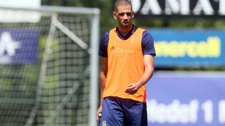 سليماني يستعد للعودة إلى المنافسة