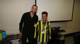 سليماني يتعاطف مع راعي غنم مُعاق