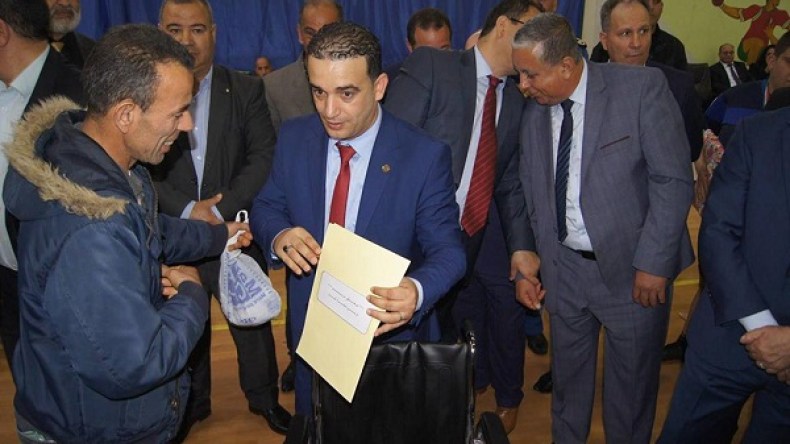 برلماني يصف تصريحات زهرة فاسي بـ”اللامسؤولة”