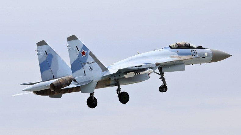 جنرال يكشف سبب “خوف” الولايات المتحدة من “سو-35” الروسية