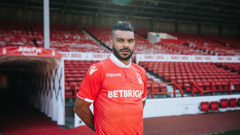 سوداني يفتتح عداده التهديفي مع نوتنغهام فورست