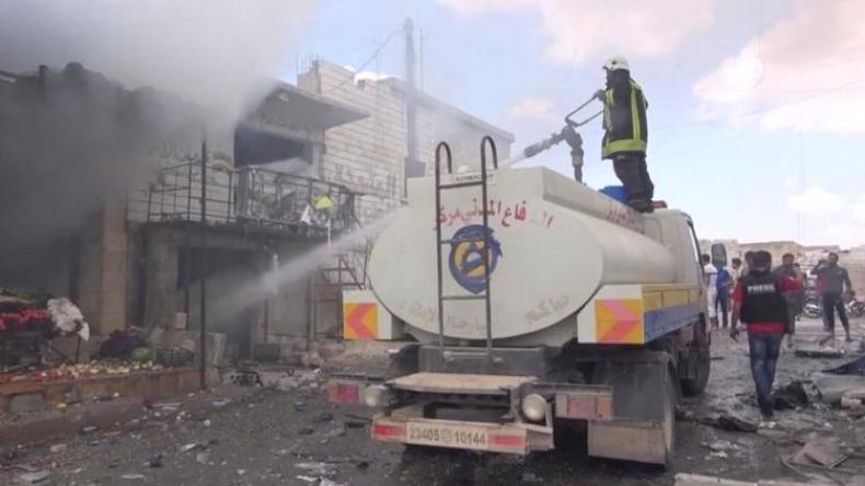 120 ألف سوري يفرون من الهجمات على إدلب