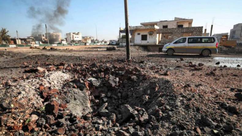 مقتل خمسة مدنيين بغارات روسية في إدلب