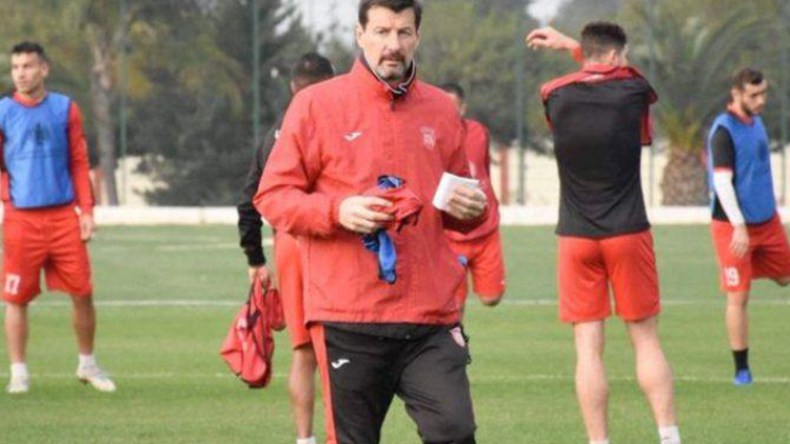 المدرب فروجي منتظر هذا الأحد للتوقيع مع سوسطارة