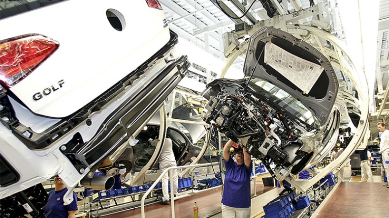 “سوفاك”: “فولكس فاجن” لن تتخلى عن مشاريعها بالجزائر