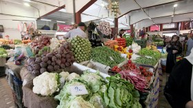 رغم الوفرة.. أسعار الخضر والفواكه ترتفع بـ20 بالمائة عشية رمضان بالعاصمة