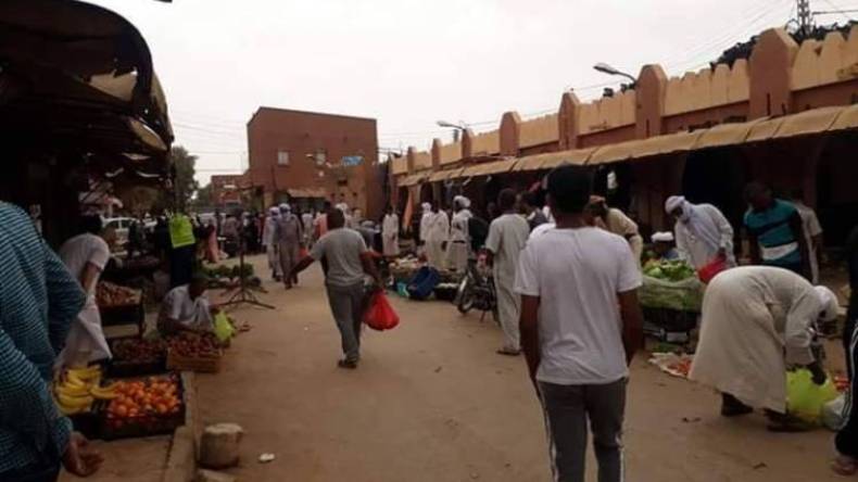 مطالب بغلق “سوق بودة” بأدرار خوفا من انتشار وباء كورونا
