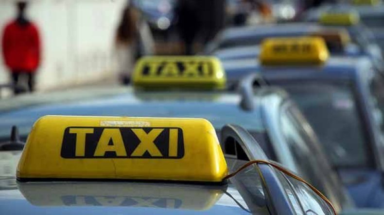 إيداع الكتروني لطلبات رخص سير الحافلات و”الطاكسيات”