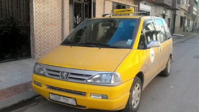 “الكورسة” نحو الشواطئ تغري سائقي سيارات الأجرة!