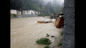 وادي سيدي الكبير بالبليدة يجرف بيوتا قصديرية