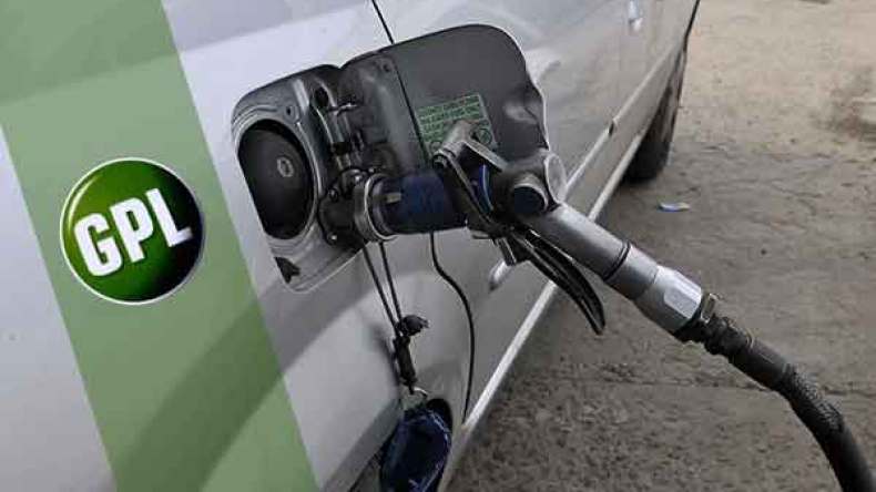 تحويل نصف مليون سيارة إلى “سير غاز” في 2021